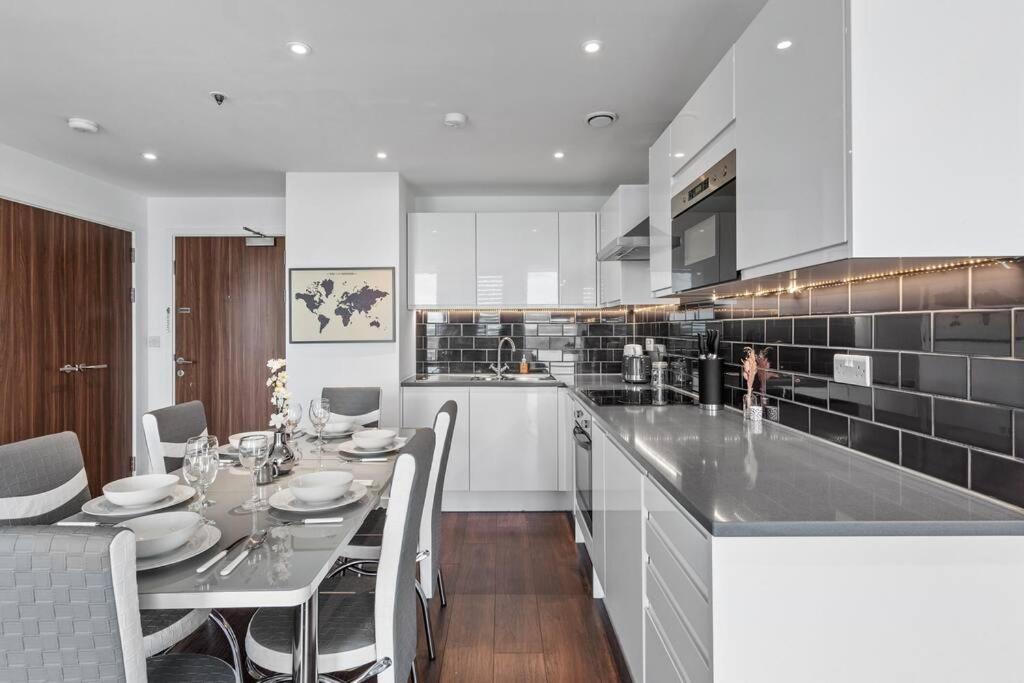 Beautiful Living Sleep 7 In London Bp34 Appartamento Esterno foto