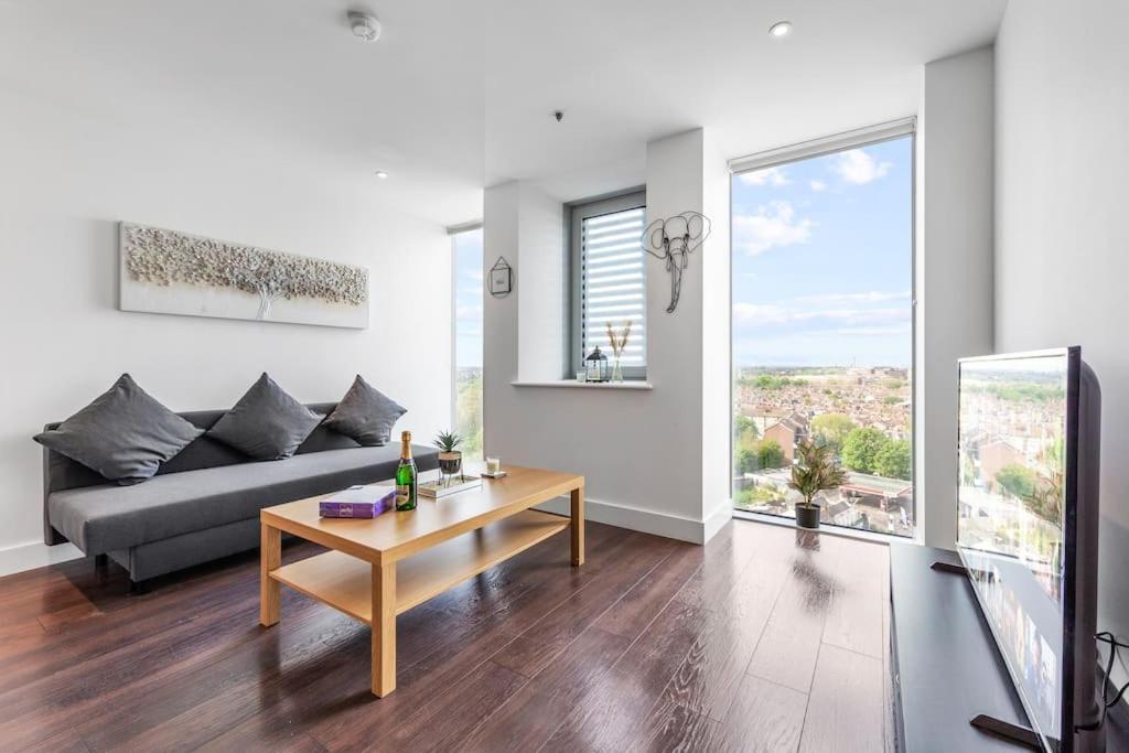 Beautiful Living Sleep 7 In London Bp34 Appartamento Esterno foto