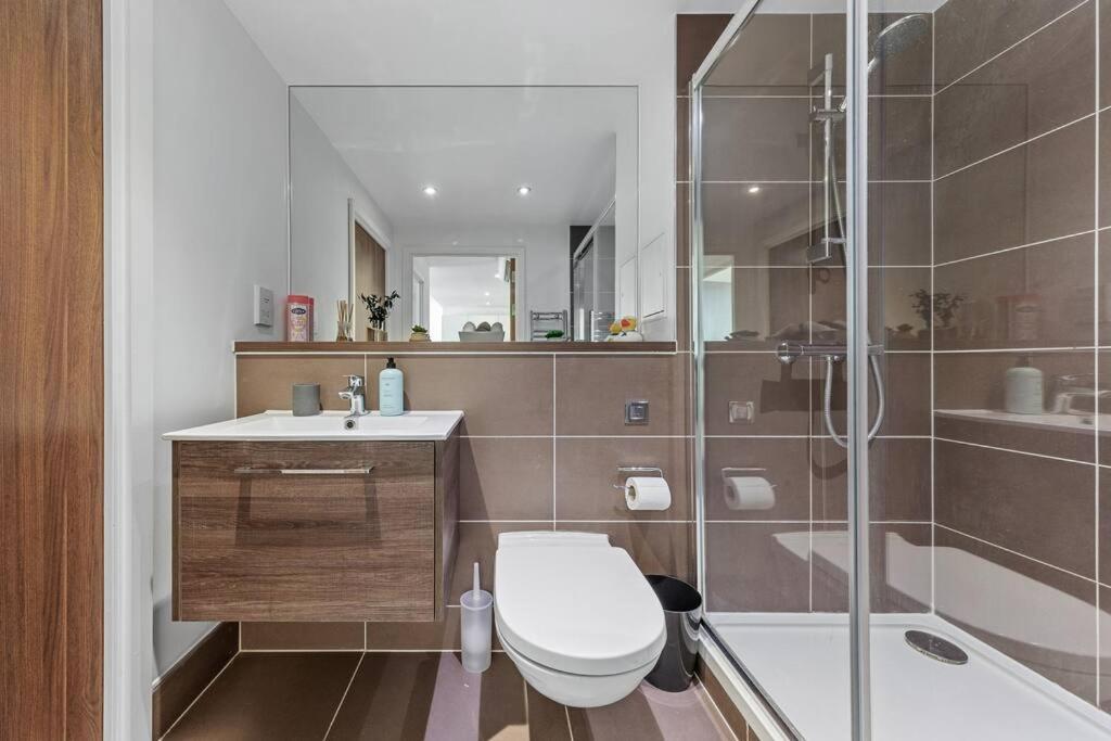 Beautiful Living Sleep 7 In London Bp34 Appartamento Esterno foto